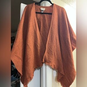 Universal Thread Rust Poncho